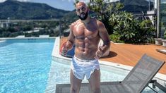 Con mucho celo y monitoreando cada paso, Chueko sigue a Messi a todos lados. Con mucho celo y monitoreando cada paso, Chueko sigue a Messi a todos lados.