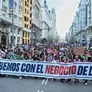 Los manifestantes exigieron el fin de los desahucios y la intervención del mercado de la vivienda.