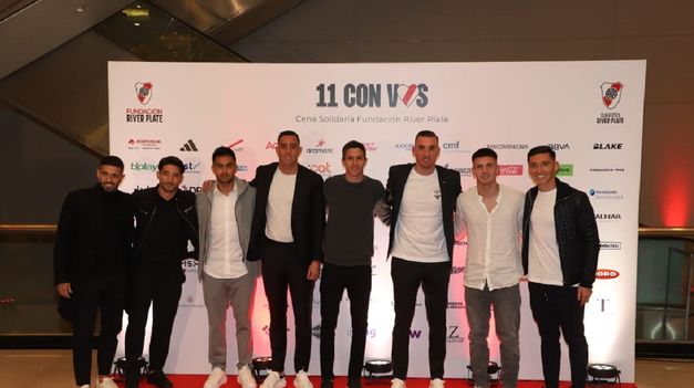 Entre los asistentes se destacaron los ocho miembros del equipo de Marcelo Gallardo.