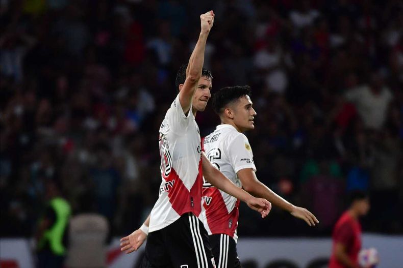 Nacho Fernández marcó el primer gol de River frente a Central Córdoba.