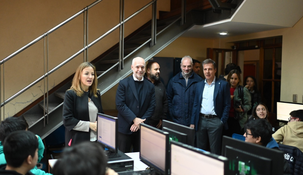 Larreta y Acuña se mostraron juntos en una escuela en el medio del paro docente