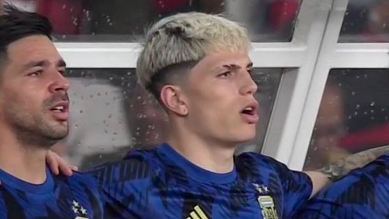 Le reacción de Garnacho durante el himno con la Selección argentina que ilusiona a los hinchas
