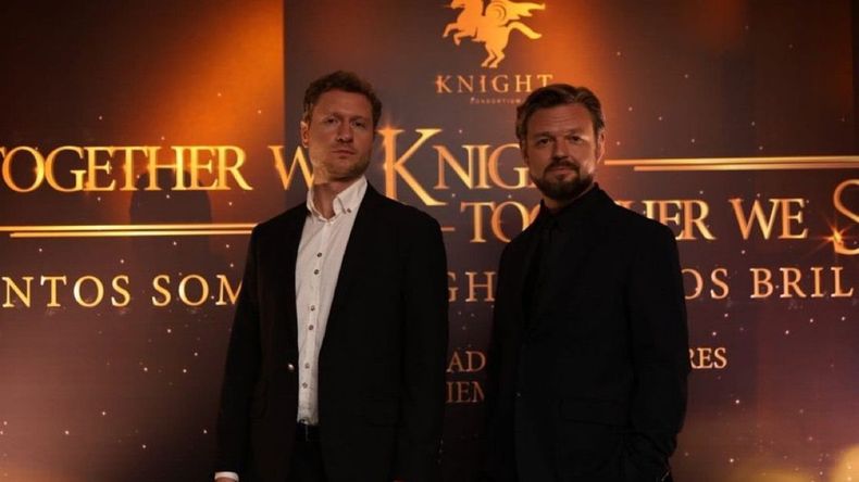 Rainbowex y Knight Consortium prometían rendimientos diarios en dólares. Rainbowex y Knight Consortium prometían rendimientos diarios en dólares.