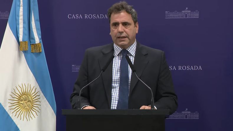 Catalán duró un mes y medio en el cargo de ministro del Interior.