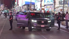 El Departamento de Policía de Nueva York intenta determinar las circunstancias del ataque. El Departamento de Policía de Nueva York intenta determinar las circunstancias del ataque.