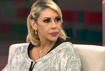 La exvedette Mónica Farro pasó por el quirófano en Buenos Aires. La exvedette Mónica Farro pasó por el quirófano en Buenos Aires.