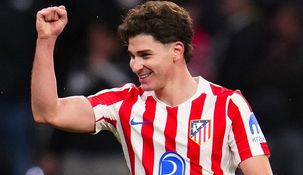 Julián Álvarez anotó un gol para Atlético de Madrid contra Barcelona. Julián Álvarez anotó un gol para Atlético de Madrid contra Barcelona.