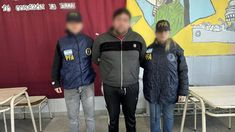 En Lomas de Zamora, la Policía detuvo a un delincuente con captura vigente por robo agravado. En Lomas de Zamora, la Policía detuvo a un delincuente con captura vigente por robo agravado.