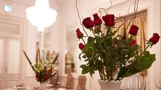 Por la alta demanda, se deben hacer reservaciones previas. Por la alta demanda, se deben hacer reservaciones previas.