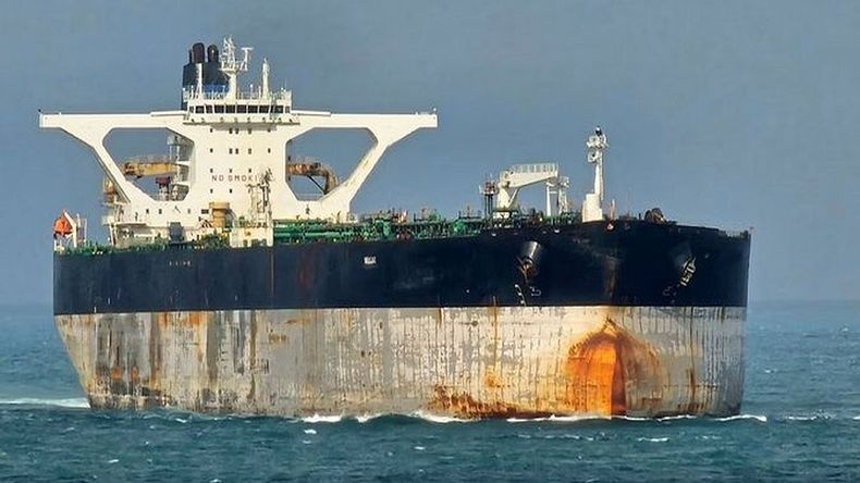 El petrolero viajaba desde Irán a Venezuela.