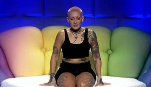 Furia fue sancionada, pero asegura que se debe a que le mutearon el micrófono y no por la falta de cigarrillos