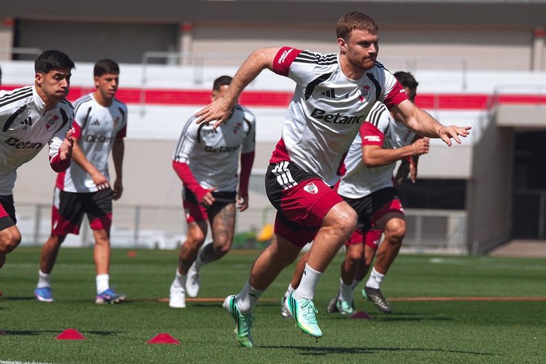 Lucas Beltrán sería el 9 titular en La Bombonera.