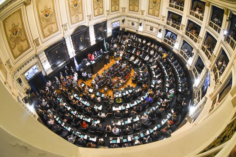 La Legislatura sesionará este lunes.