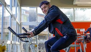 Javier Altamirano volvió a realizar actividades físicas en Estudiantes.
