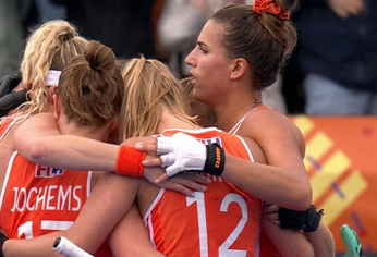 Países Bajos gana 1-0 a Las Leonas.