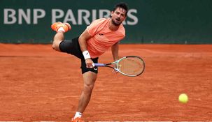 Mariano Navone es el único argentino en carrera en Roland Garros. Mariano Navone es el único argentino en carrera en Roland Garros.