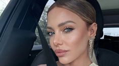 Evangelina Anderson, entre el amor y la soltería. Evangelina Anderson, entre el amor y la soltería.