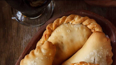 Este restaurante es famoso por sus empanadas. Este restaurante es famoso por sus empanadas.