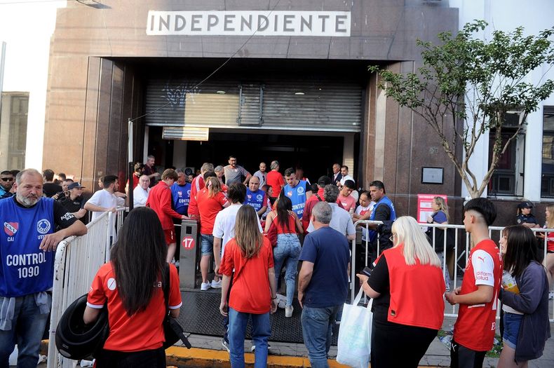 Fabián Doman es el nuevo presidente de Independiente tras elección récord