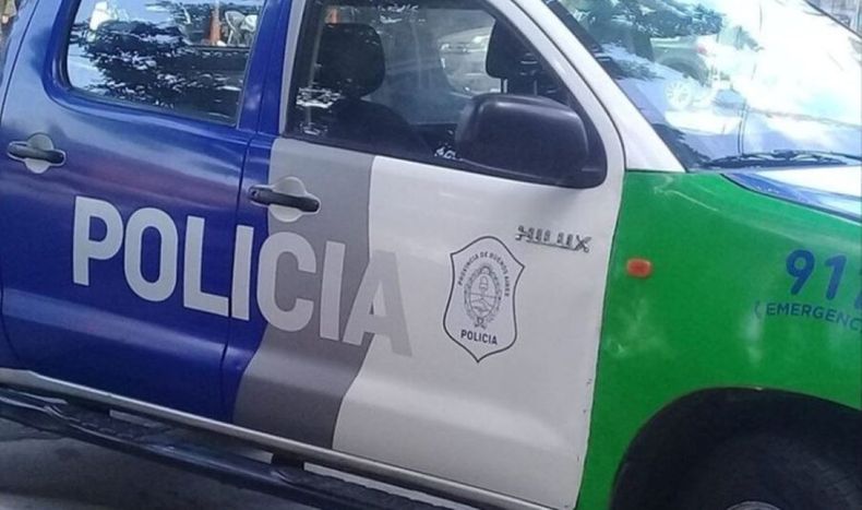 El cuerpo de la mujer presentaba hematomas y se detuvo a su pareja por el femicidio.