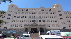 El joven permanece internado en el Hospital Interzonal General de Agudos (HIGA). El joven permanece internado en el Hospital Interzonal General de Agudos (HIGA).