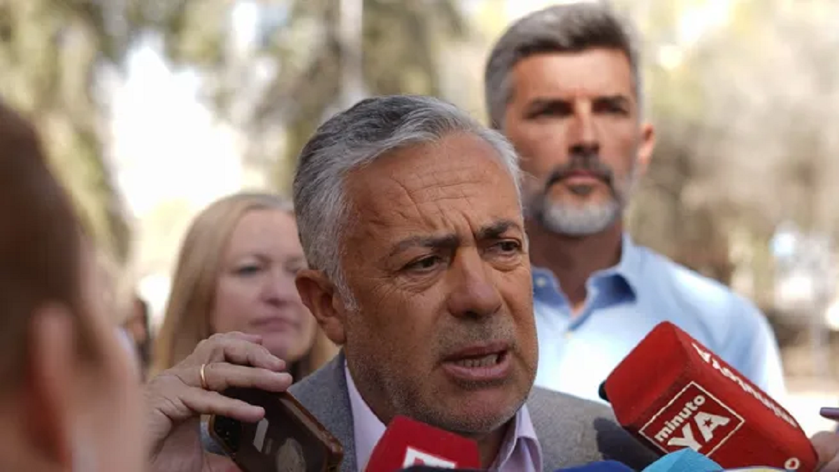 Alfredo Cornejo pidió que el escándalo de las coimas "se investigue y esclarezca rápido"