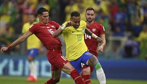 Brasil le ganó a Serbia por 2 a 0 en el Mundial.