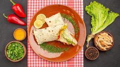 Dos recetas livianas, nutritivas y fáciles de preparar ideales para el verano. Dos recetas livianas, nutritivas y fáciles de preparar ideales para el verano.