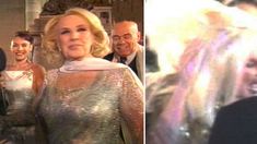 Video: El mal momento de Susana y Mirtha; tirón de pelo y críticas por el uso de pieles Video: El mal momento de Susana y Mirtha; tirón de pelo y críticas por el uso de pieles