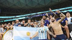 Una verdadera fiesta en las tribunas. Una verdadera fiesta en las tribunas.