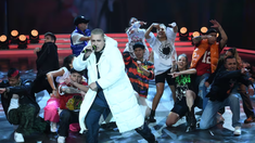 Callejero Fino pidió libertad para L-Gante en su presentación en el Bailando 2023 Callejero Fino pidió libertad para L-Gante en su presentación en el Bailando 2023