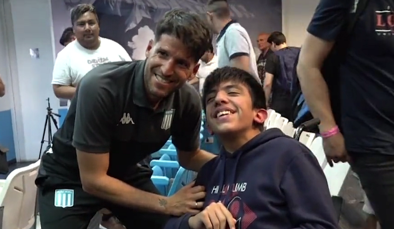 Sebastián Grazzini en su reencuentro con Santiago Lovaschi.