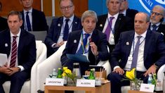 Luis Caputo durante su participación en Comité Monetario y Financiero Internacional del FMI. Luis Caputo durante su participación en Comité Monetario y Financiero Internacional del FMI.