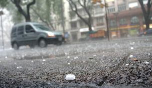 Alerta meteorológica por tomenta y granizo en más 65 de localidades de Argentina