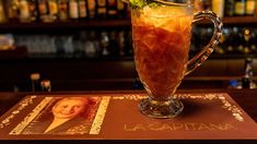 En el Día del Apertitivo, un 2x1 en todas las jarras vermuteras. En el Día del Apertitivo, un 2x1 en todas las jarras vermuteras.