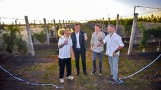 En el evento estuvo presente el diputado bonaerense Luis Vivona, quien fue autor de la Ley Vino Buenos Aires. En el evento estuvo presente el diputado bonaerense Luis Vivona, quien fue autor de la Ley Vino Buenos Aires.