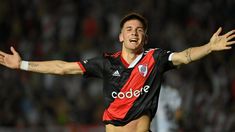 Además de Barcelona, Manchester United siguen de cerca los pasos de Franco Mastantuono Además de Barcelona, Manchester United siguen de cerca los pasos de Franco Mastantuono