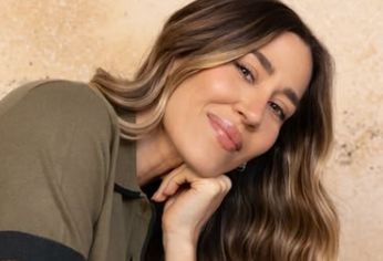 El cantante lanzó una propuesta que ilusionó a los fanáticos de la actriz.