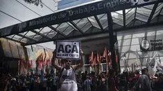 La reunión se convocará en la previa del Día del Trabajador.