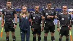 Morena Beltrán dijo presente junto a los árbitros para Argentina vs. Canadá. Morena Beltrán dijo presente junto a los árbitros para Argentina vs. Canadá.