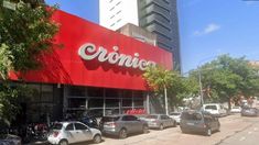 El hombre causó destrozos en la redacción del canal. El hombre causó destrozos en la redacción del canal.