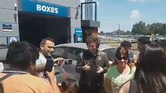 Javier Milei fue a cargar nafta y criticó al gobierno por los precios del combustible.