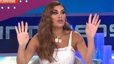 Flor de la V recibió una fuerte acusación en su contra. Flor de la V recibió una fuerte acusación en su contra.