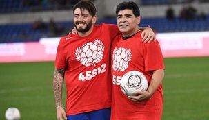 Padre e hijo, juntos en un partido por la paz en Roma, Italia.&nbsp;