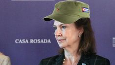 Uno de los memes que se hizo viral tras el alejamiento de la excanciller. Uno de los memes que se hizo viral tras el alejamiento de la excanciller.