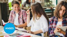 El programa busca sostener la continuidad educativa en distintos niveles de formación. El programa busca sostener la continuidad educativa en distintos niveles de formación.