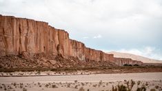 Barrancas, un pueblo que guarda en sus alturas la esencia más pura del norte argentino. Barrancas, un pueblo que guarda en sus alturas la esencia más pura del norte argentino.