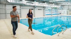 La intendenta de Vicente López recorrió los natatorios junto al Secretario de Deportes. La intendenta de Vicente López recorrió los natatorios junto al Secretario de Deportes.