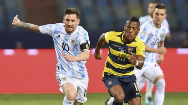 En la Copa América, la Selección ganó 3-0 con goles de De Paul, Martínez y Messi.