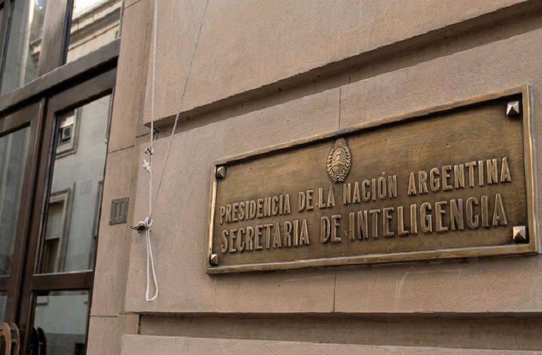 El Gobierno aprobó un nuevo estatuto para el personal de la SIDE
